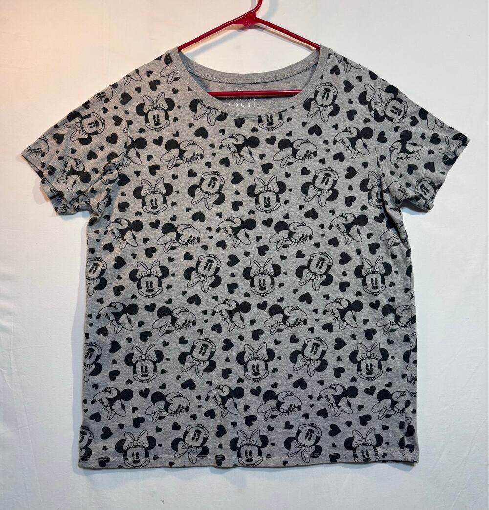 Disney Minnie Mouse Women’s XL Gray All Over Print Hearts Short Sleeve T-Shirt